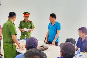 Làm khống hồ sơ đăng kiểm, thu mỗi xe từ 5-15 triệu đồng