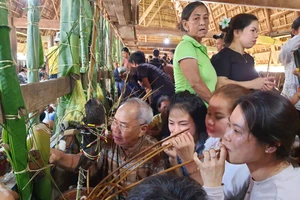 Độc đáo lễ Ét Đông, ăn thịt dúi trên dãy Trường Sơn Đông