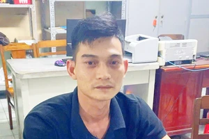 Công an Gia Lai xuống Bình Dương bắt nghi can tàng trữ súng quân dụng