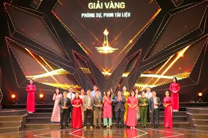 Thủ tướng Phạm Minh Chính: Kỳ vọng truyền hình chuyển đổi số mạnh mẽ