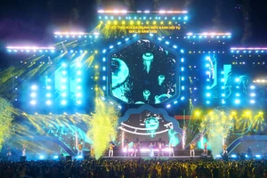 Mãn nhãn ‘tiệc’ drone bế mạc Lễ hội tinh hoa đại ngàn - biển xanh hội tụ ở Gia Lai 