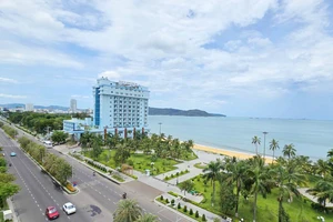 Đề xuất 2 phương án xử lý khách sạn có tầm nhìn biển Quy Nhơn tuyệt đẹp