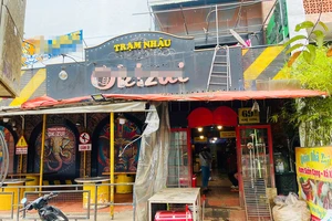 Truy bắt 2 anh em cầm hung khí truy sát khiến 3 người thương vong 