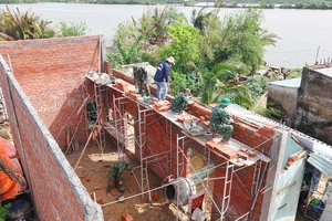 'Chiến dịch Quang Trung' với những 'bước chân thần tốc' thắm đượm nghĩa tình