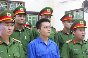 Vụ cướp ngân hàng ở Gia Lai: VKS đề nghị phạt 2 bị cáo 26-30 năm tù