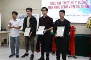Hội Kiến trúc sư TP.HCM trao giải ý tưởng bệnh viện dã chiến