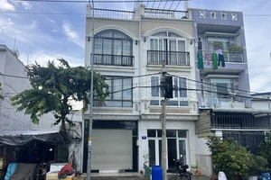 Vụ 'bẫy' lừa tuyển dụng việc làm: Công ty mạo danh đóng cửa, tháo biển hiệu