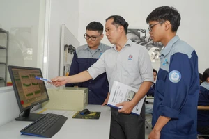 Tăng tốc đào tạo nguồn nhân lực