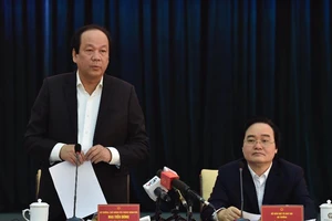 Bộ trưởng Nhạ nói về việc rà soát hồ sơ phong giáo sư