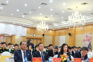 Yêu cầu thẩm phán phải hoàn hảo như... thầy tu