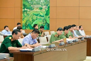 Chẳng lẽ người nghèo thì không bao giờ được đặc xá?