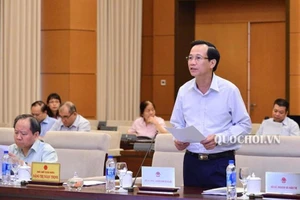 Đã có chủ tịch xã đi tù vì gửi con vào hộ nghèo để trục lợi