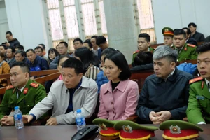 Bốn cựu sếp dầu khí hầu toà vì chiếm đoạt hơn 13 tỉ đồng