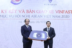 VinFast tài trợ 393 xe phục vụ ASEAN 2020