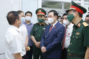 Chủ tịch Quốc hội yêu cầu đẩy nhanh tiến độ sản xuất vaccine Nanocovax