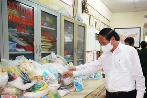 Quân đội sẽ hỗ trợ TP.HCM chữa trị F0, lấy mẫu xét nghiệm, phát lương thực...