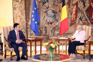 Chủ tịch Vương Đình Huệ đề nghị Bỉ sớm phê chuẩn Hiệp định EVIPA