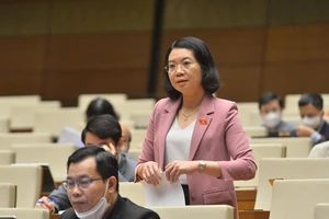 Khen thưởng là cơ chế tốt để bảo vệ cán bộ dám đổi mới, đột phá 