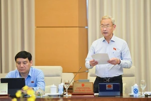 Ý kiến khác nhau về việc duy trì Quỹ Bình ổn giá xăng dầu