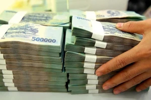 'Mỹ nhân' Hoàng Thị Thúy Nga 4 lần 'thăm' cựu Giám đốc Sở GD&ĐT Quảng Ninh 