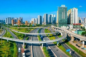 Chính phủ chính thức đề xuất thí điểm về nhân sự, bộ máy... cho TP.HCM