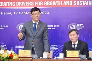 Việt Nam vẫn là điểm sáng trong bức tranh kinh tế thế giới xám màu 