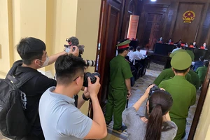 Trình Quốc hội 2 phương án liên quan đến việc ghi âm, ghi hình tại phiên toà