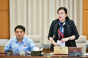 “Bây giờ nhiều khi thi vào đại học còn dễ hơn rất nhiều so với tuyển sinh vào lớp 10, lớp 6...” 