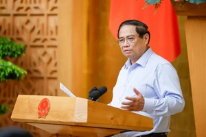 Thủ tướng Phạm Minh Chính: Cương quyết cắt giảm thủ tục rườm rà, bỏ cơ chế xin cho 