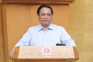 Thủ tướng lưu ý không để xảy ra tình trạng cài cắm quy định lợi ích nhóm trong các dự án luật