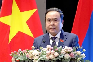 Chủ tịch Quốc hội Trần Thanh Mẫn thăm chính thức Cộng hoà Armenia