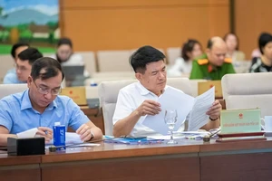 Đề xuất 2 trường hợp được điều tra, truy tố vắng mặt