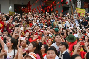 Thủ tướng yêu cầu chuyển quà đến người dân đúng thời hạn, không bỏ sót