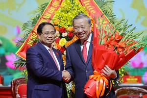 Thủ tướng: Đại hội Đảng bộ Chính phủ lần thứ nhất đã thành công rất tốt đẹp