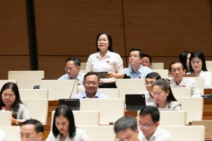 Kiến nghị bổ sung hành vi cấm đối với luật sư công