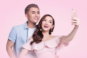 Asus ZenFone Live 'phù thủy selfie' giá rẻ