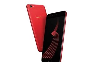 Oppo bất ngờ trình làng phiên bản giới hạn F3 màu đỏ 