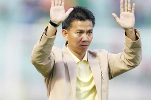 Va đập giữa ông chủ và HLV