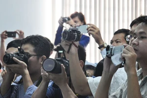 Đấu thầu thuốc tập trung nhưng có nên ồ ạt?