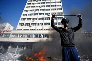 Xung đột trong biểu tình ở Bosnia-Herzegovina