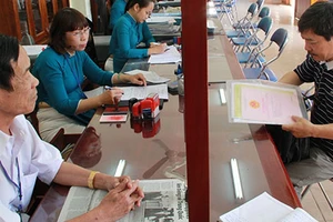 Đà Nẵng, Thanh Hóa quyết chặn cán bộ dỏm 