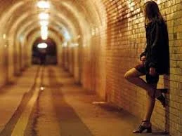 Mạo danh cảnh sát hình sự trấn lột gái mại dâm