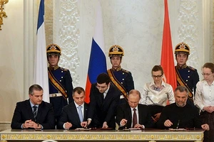 Nga và Crimea ký hiệp định sáp nhập 