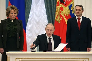 Putin phê chuẩn luật về sáp nhập Crimea