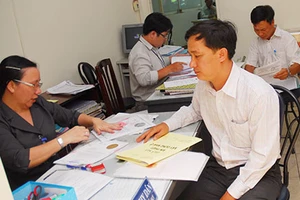 Không được thờ ơ trước nỗi khổ của dân