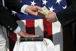 Công nghệ lấp lỗ phí “bôi trơn” 