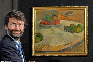 Tranh quý bị đánh cắp treo ở bếp 40 năm