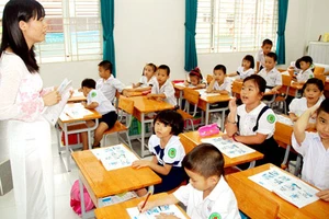 Tạm dừng đào tạo nghiệp vụ sư phạm