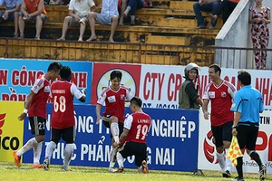 Vòng 12 V-League: Thanh Hóa thua sốc
