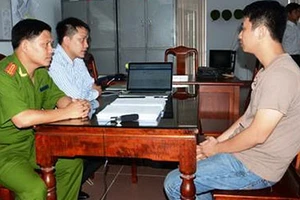 Nhóm phát tán phim sex thu lời hàng chục tỉ đồng bị bắt